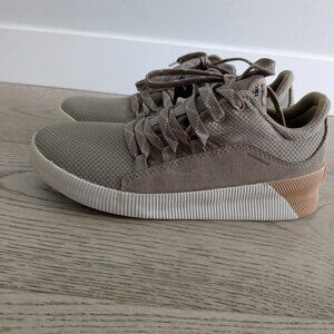 Sorel |  Out 'N About Sneaker | Size 6.5